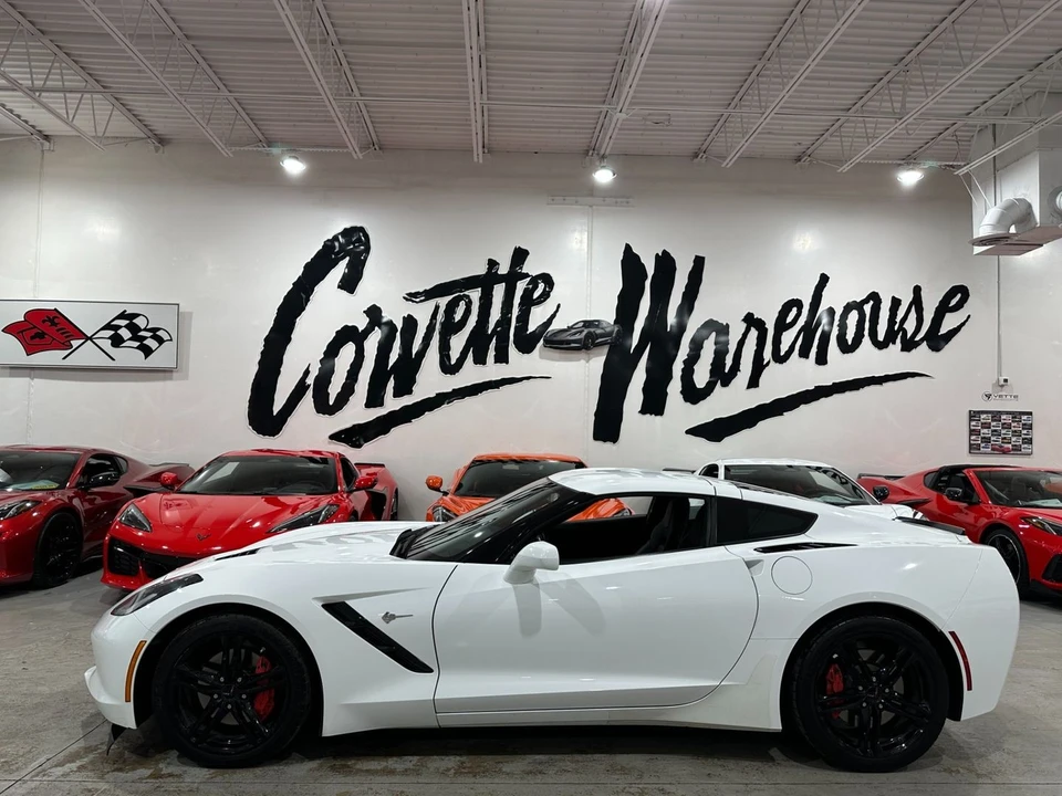 2017 Chevrolet Corvette C7 - Image 2 of 11