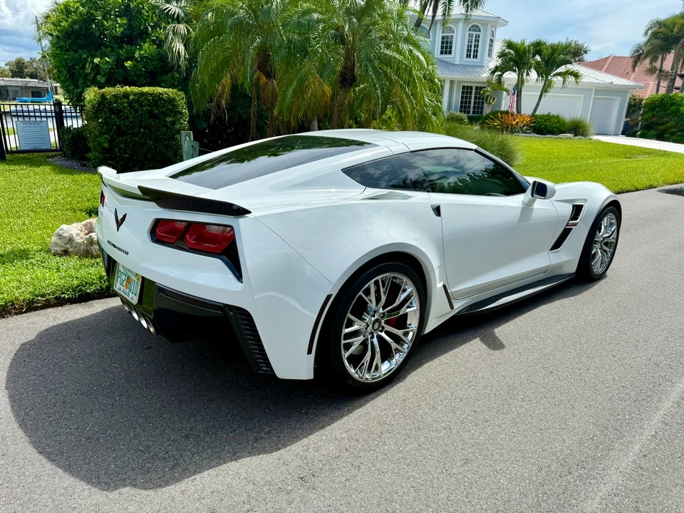 2017 Chevrolet Corvette C7 - Image 8 of 31