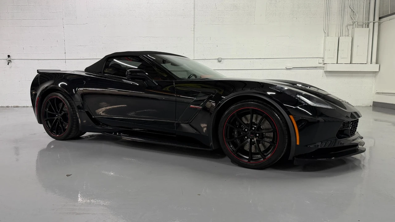 2017 Chevrolet Corvette C7 - Image 2 of 21