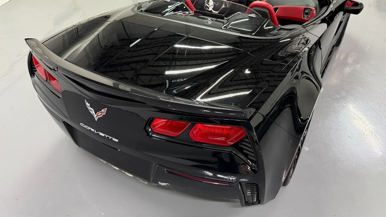 2017 Chevrolet Corvette C7 - Image 16 of 21