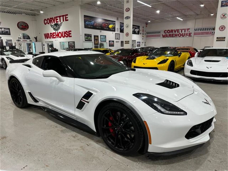 2017 Chevrolet Corvette C7 Grand Sport - Image 15 of 30