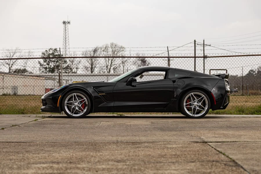 2017 Chevrolet Corvette C7 - Image 2 of 31
