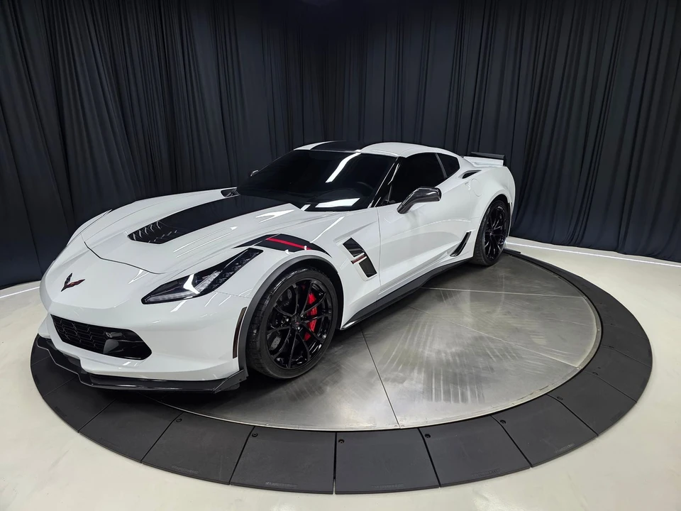2017 Chevrolet Corvette C7 - Image 9 of 21