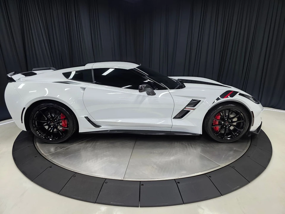2017 Chevrolet Corvette C7 - Image 14 of 21