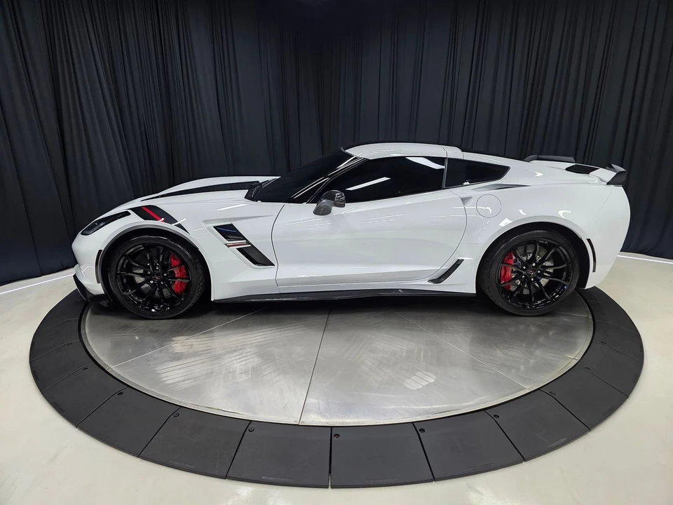 2017 Chevrolet Corvette C7 - Image 10 of 21