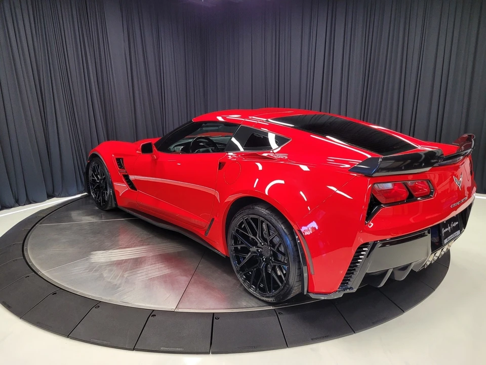 2017 Chevrolet Corvette C7 - Image 8 of 12