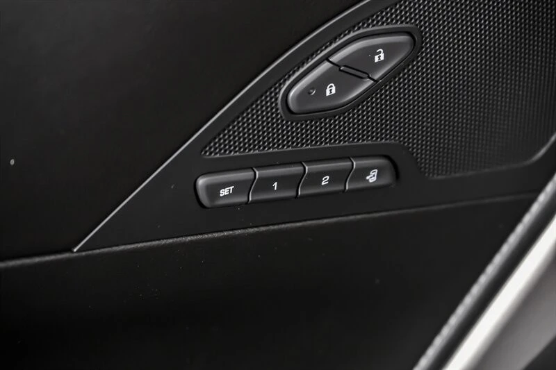 2017 Chevrolet Corvette C7 - Image 17 of 21