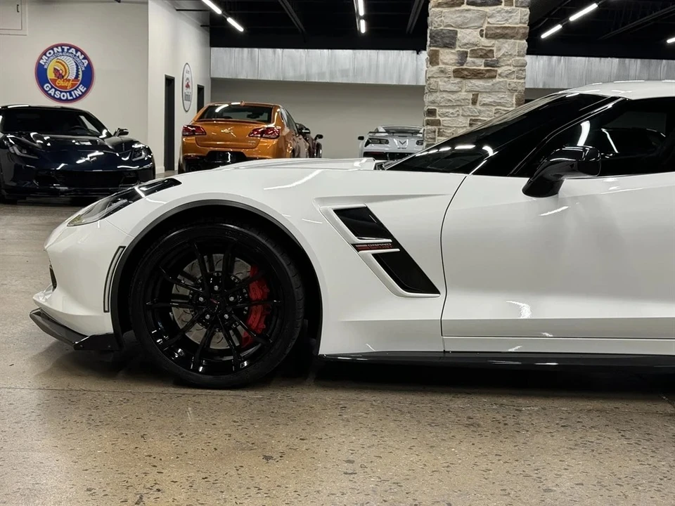 2017 Chevrolet Corvette C7 Grand Sport - Image 5 of 31