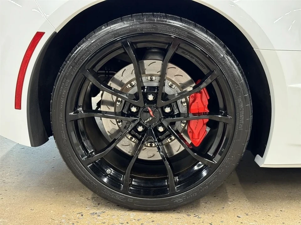 2017 Chevrolet Corvette C7 Grand Sport - Image 19 of 31