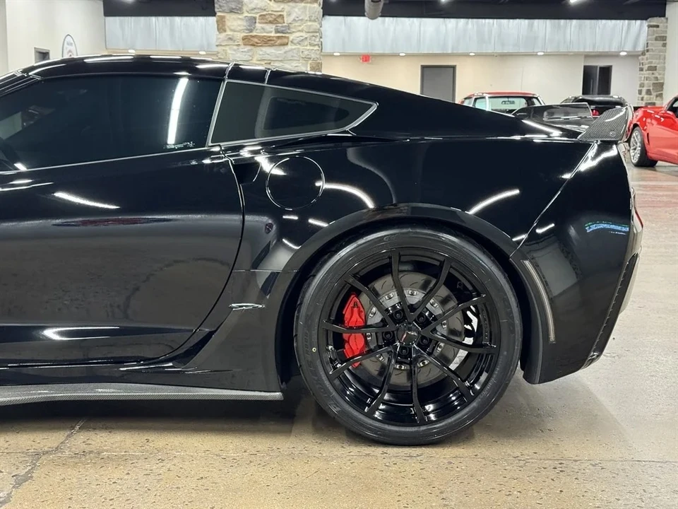 2017 Chevrolet Corvette C7 Grand Sport - Image 8 of 31