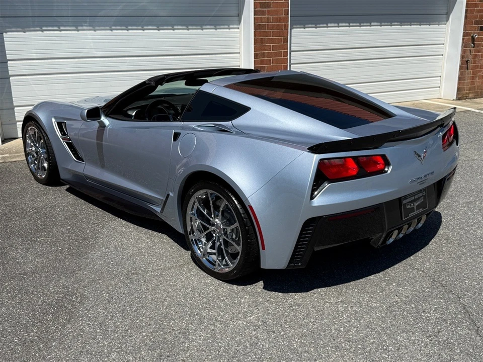 2017 Chevrolet Corvette C7 Grand Sport - Image 24 of 31