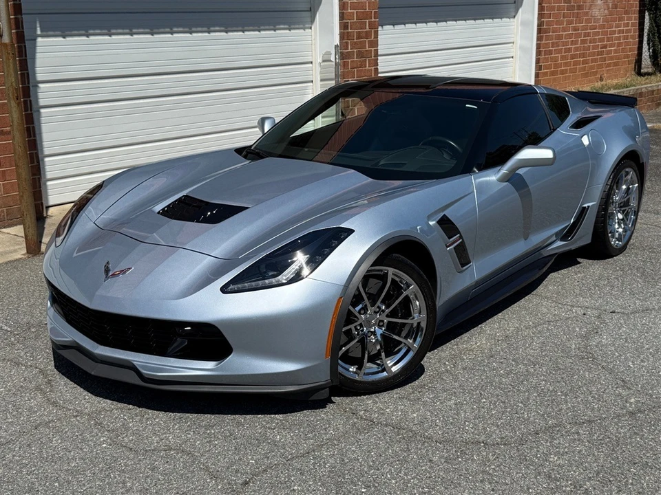 2017 Chevrolet Corvette C7 Grand Sport - Image 2 of 31