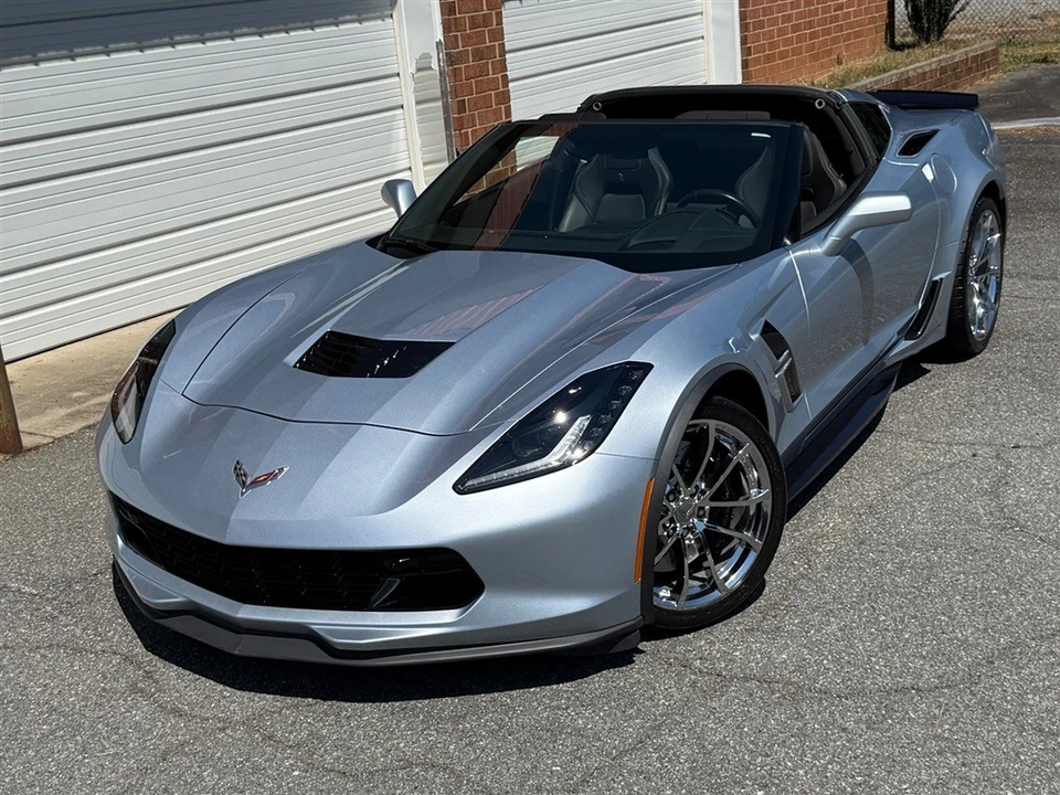 2017 Chevrolet Corvette C7 Grand Sport - Image 9 of 31