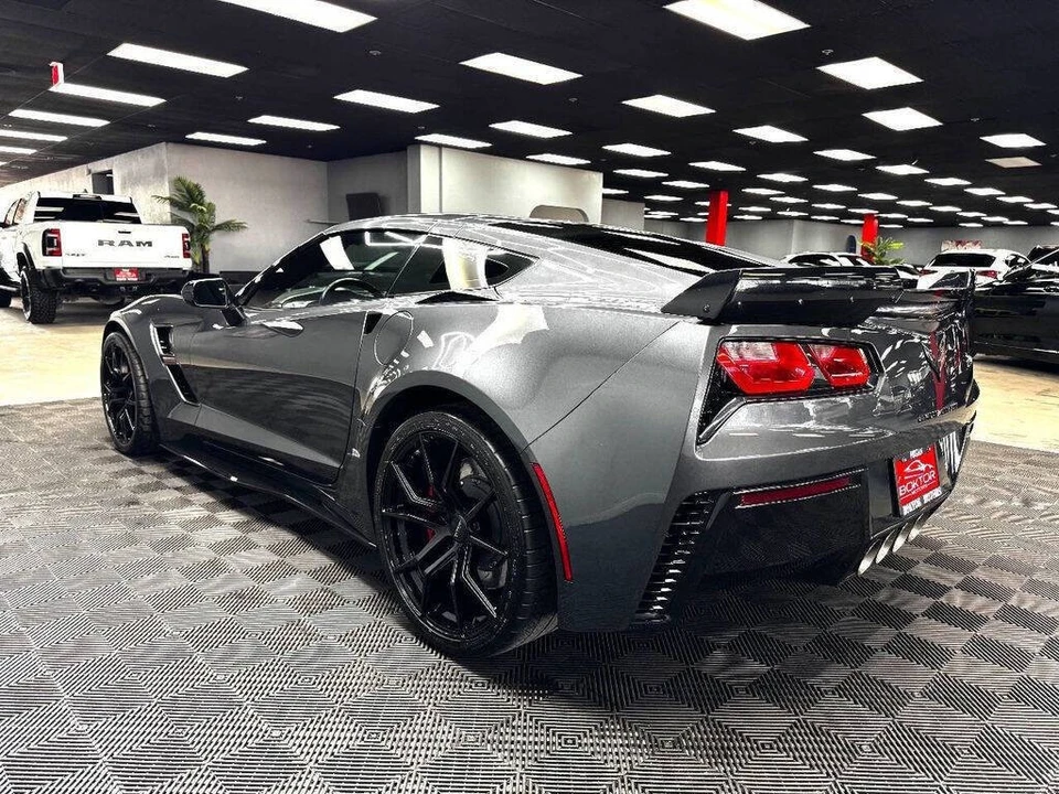 2017 Chevrolet Corvette C7 - Image 11 of 31