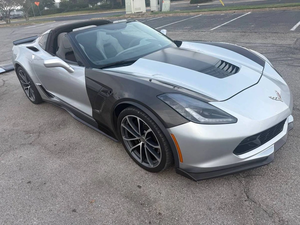 2017 Chevrolet - Image 4 of 24
