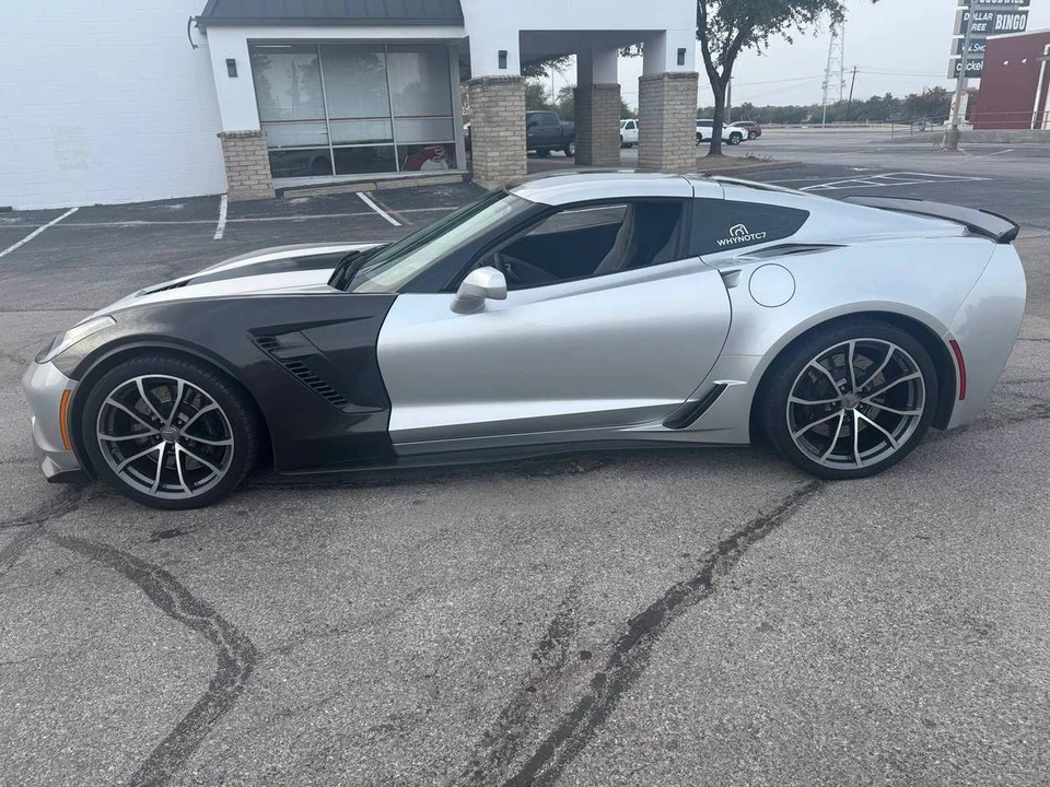 2017 Chevrolet - Image 2 of 24
