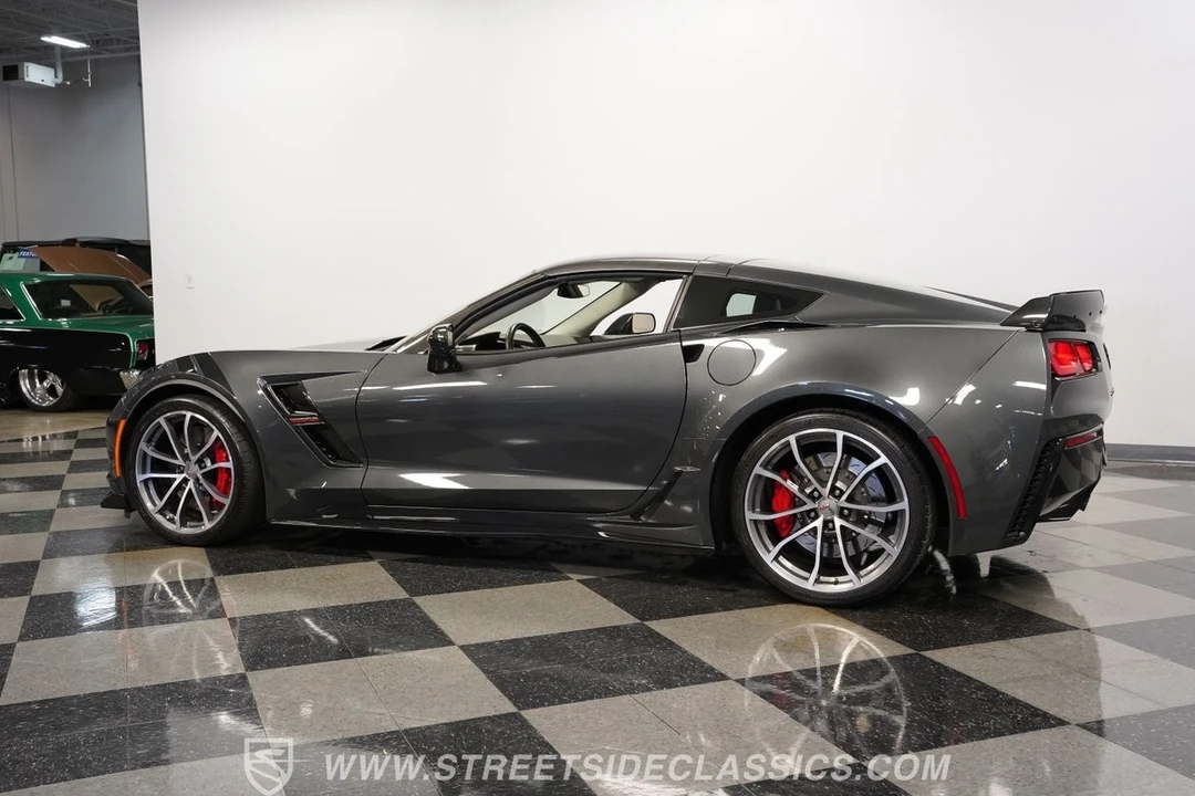 2017 Chevrolet Corvette C7 - Image 9 of 12