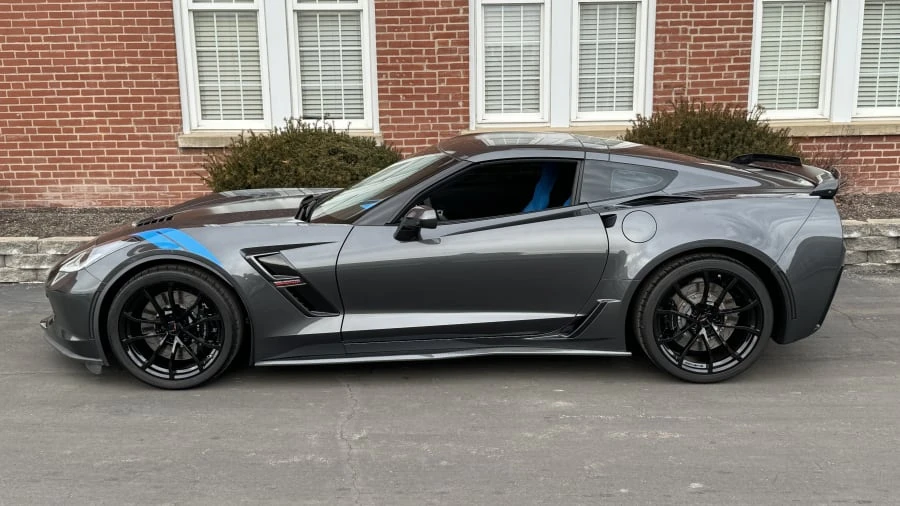 2017 Chevrolet Corvette C7 - Image 2 of 17