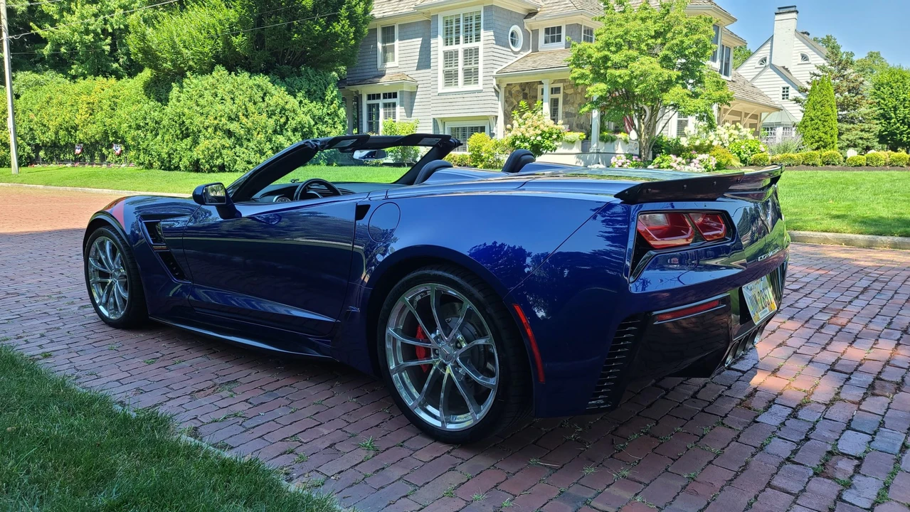 2017 Chevrolet Corvette C7 - Image 8 of 31