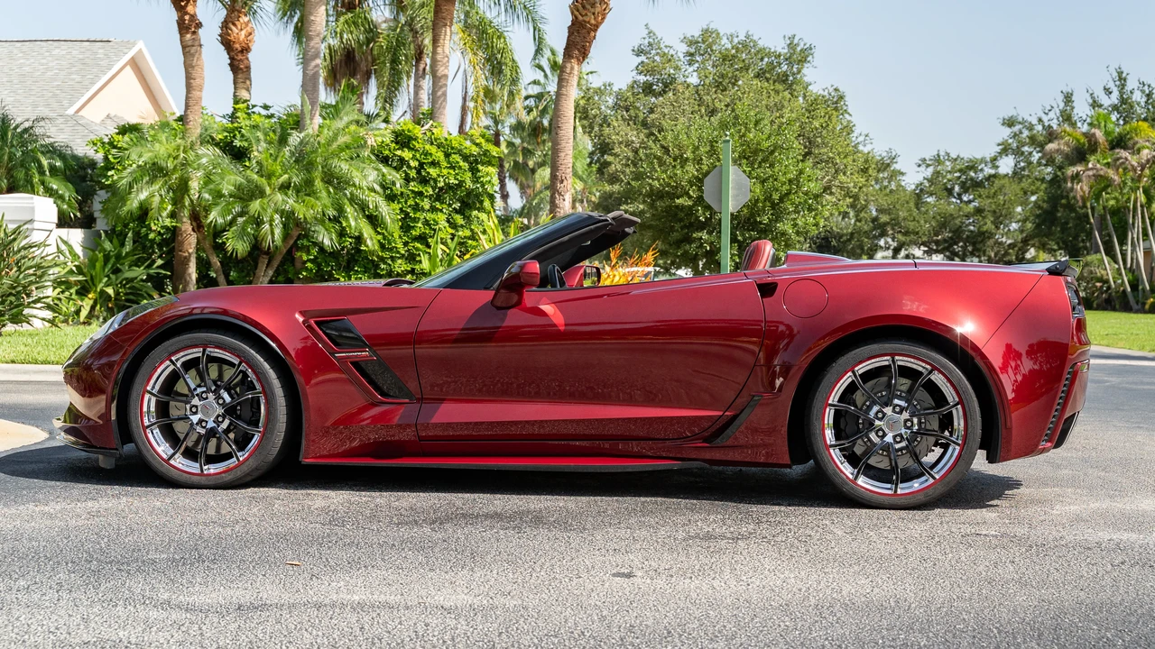 2017 Chevrolet Corvette C7 Grand Sport - Image 8 of 31