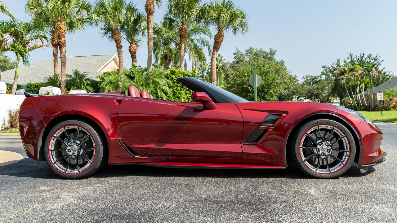 2017 Chevrolet Corvette C7 Grand Sport - Image 4 of 31