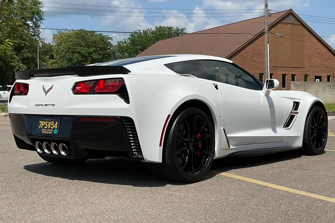 2017 Chevrolet Corvette C7 - Image 4 of 31