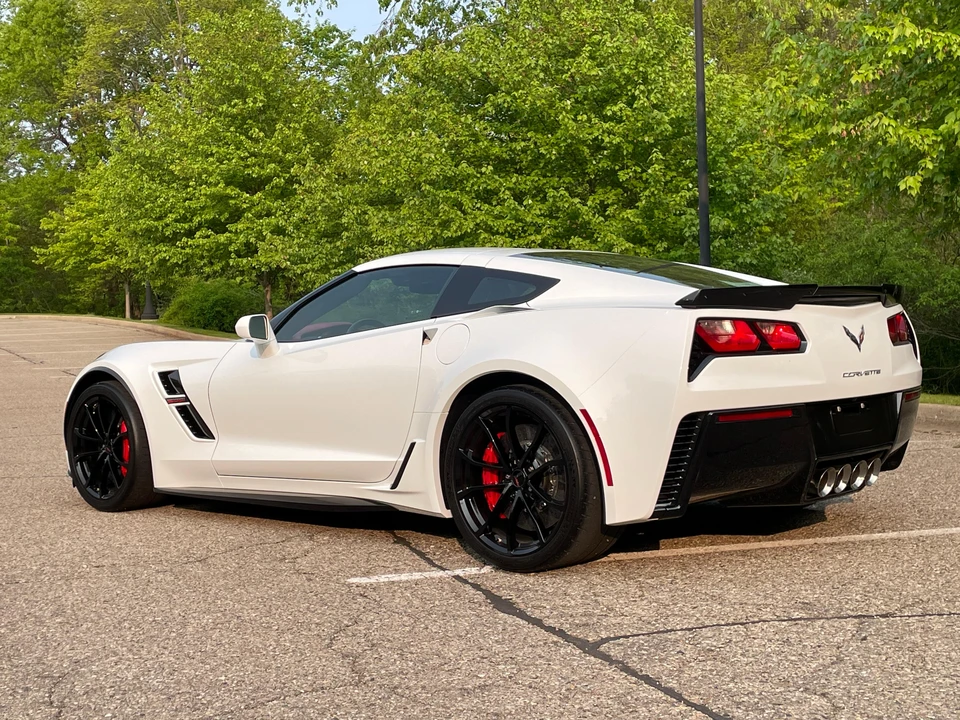 2017 Chevrolet Corvette C7 - Image 11 of 31