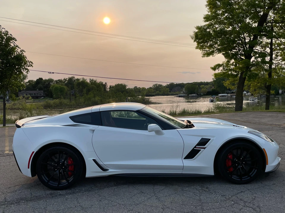 2017 Chevrolet Corvette C7 - Image 19 of 31