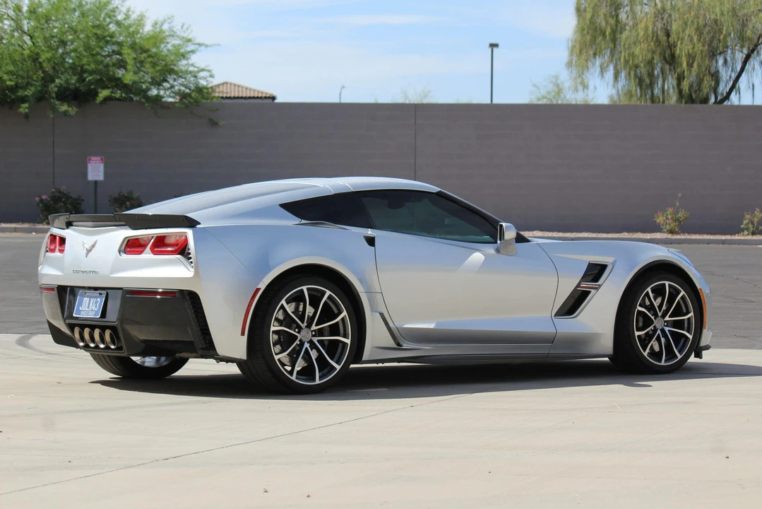 2017 Chevrolet Corvette C7 Grand Sport - Image 13 of 31
