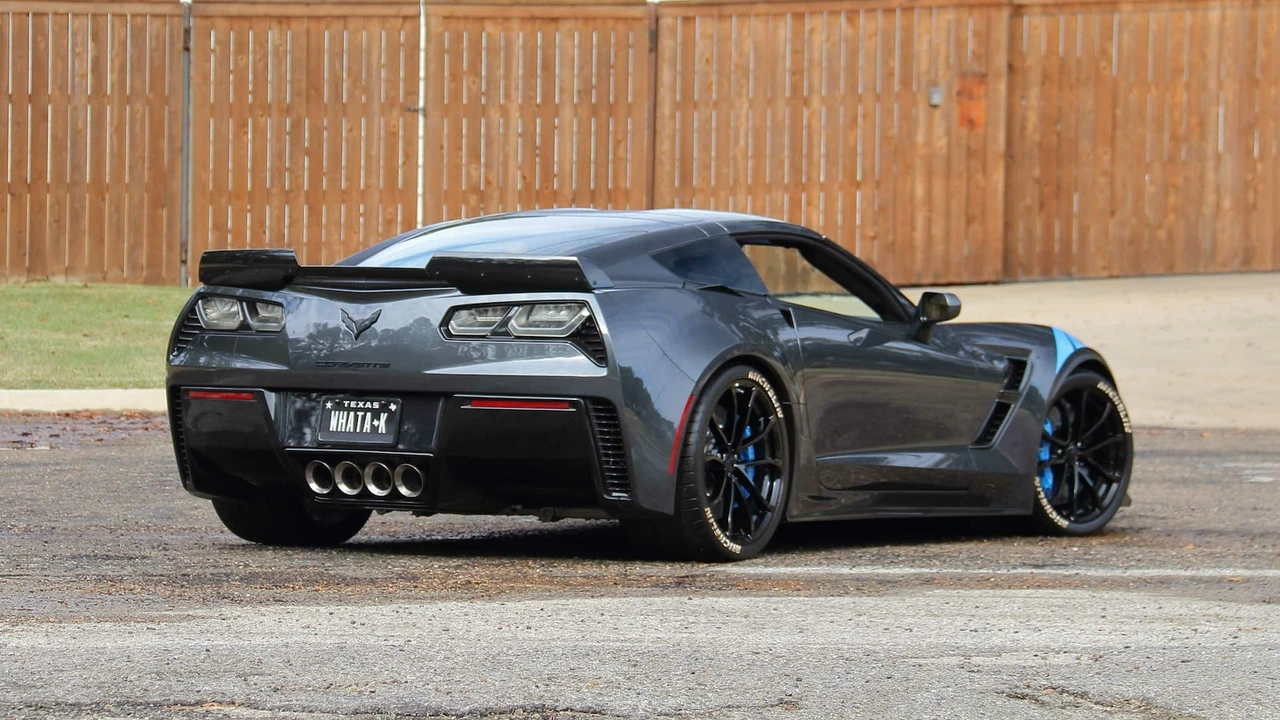 2017 Chevrolet Corvette C7 - Image 3 of 21