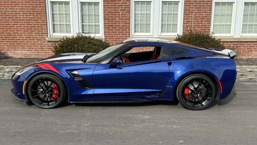 2017 Chevrolet Corvette C7 - Image 2 of 14