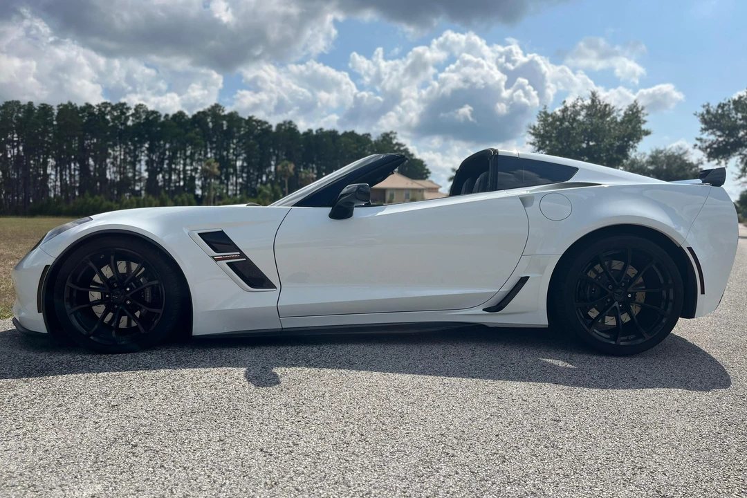 2017 Chevrolet Corvette C7 - Image 3 of 31