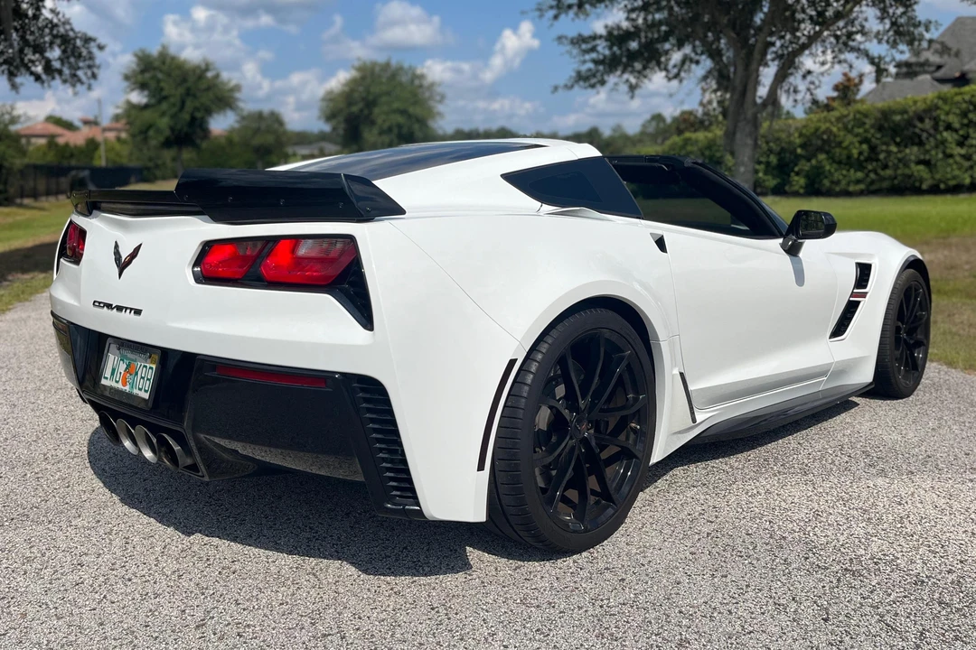 2017 Chevrolet Corvette C7 - Image 4 of 31