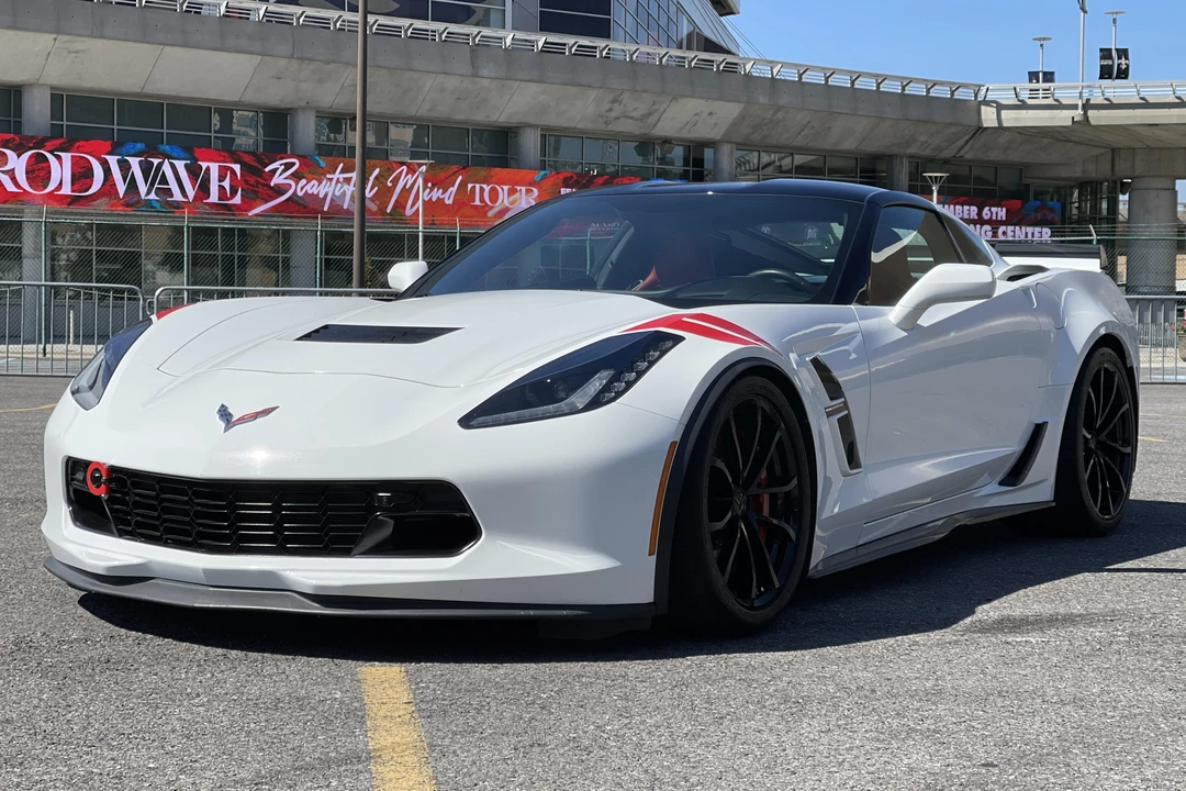 2017 Chevrolet Corvette C7 - Image 3 of 31