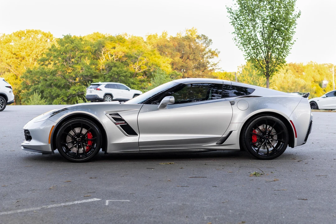2017 Chevrolet Corvette C7 - Image 10 of 31