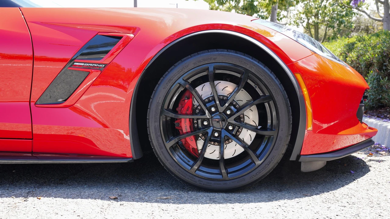 2017 Chevrolet Corvette C7 - Image 25 of 31