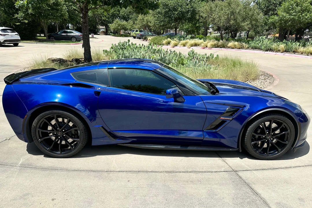 2017 Chevrolet Corvette C7 - Image 3 of 31