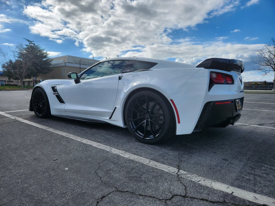 2017 Chevrolet Corvette C7 - Image 9 of 31