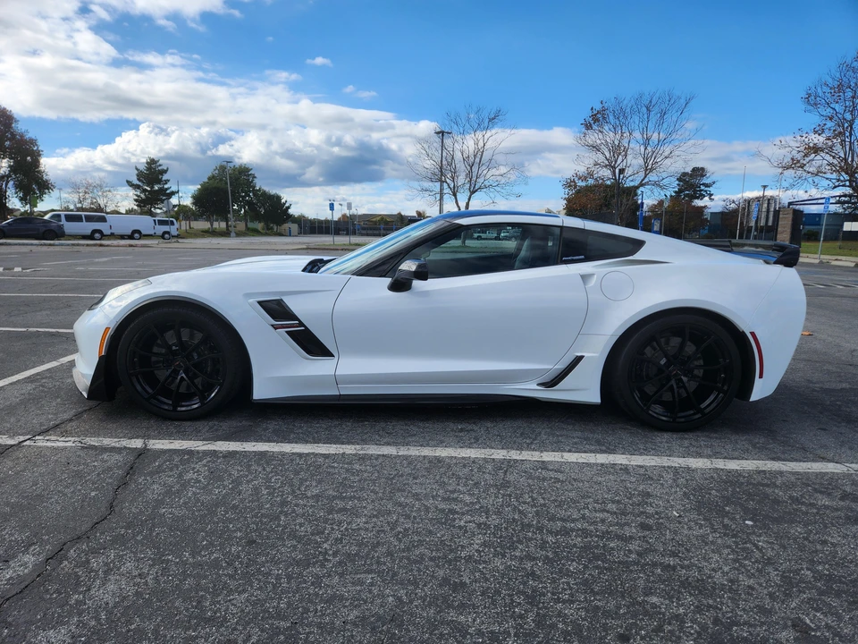 2017 Chevrolet Corvette C7 - Image 8 of 31