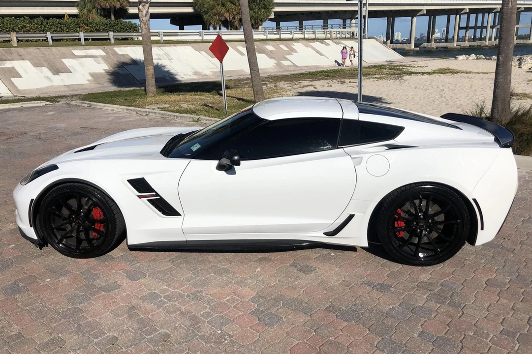 2017 Chevrolet Corvette C7 - Image 3 of 31