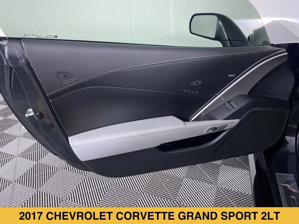 2017 Chevrolet Corvette C7 Grand Sport - Image 11 of 19
