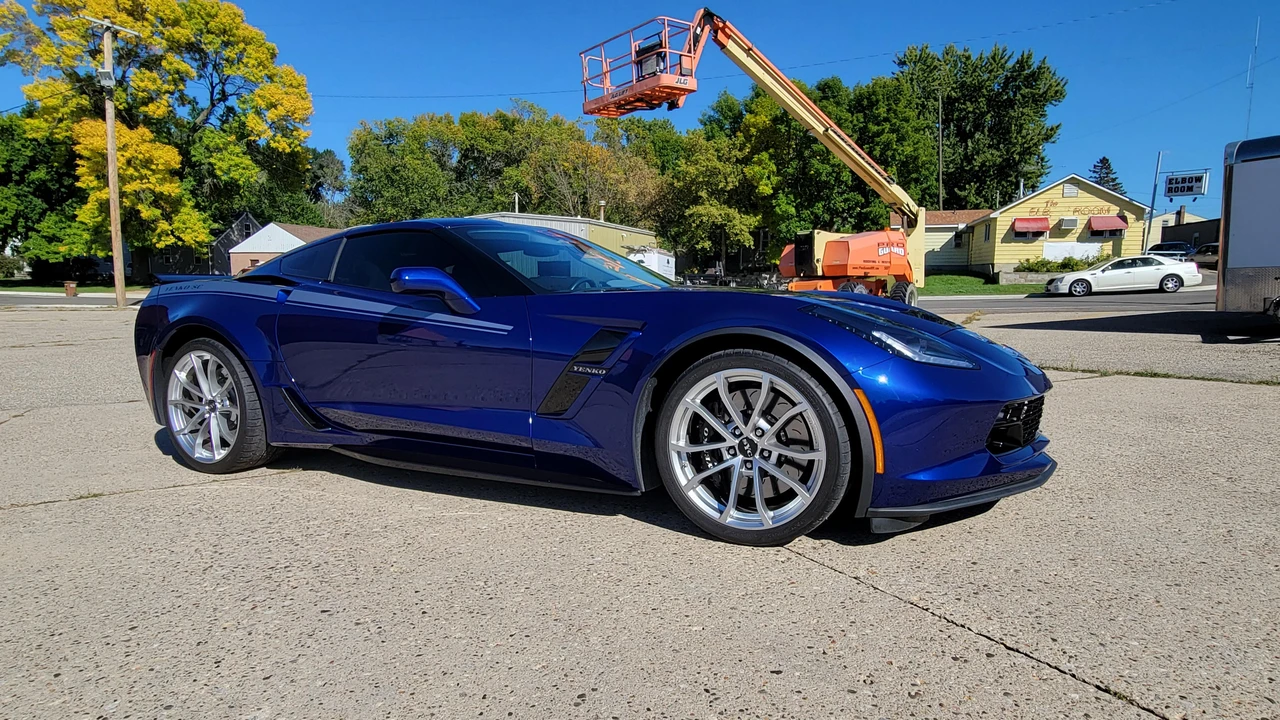 2017 Chevrolet Corvette C7 - Image 18 of 31
