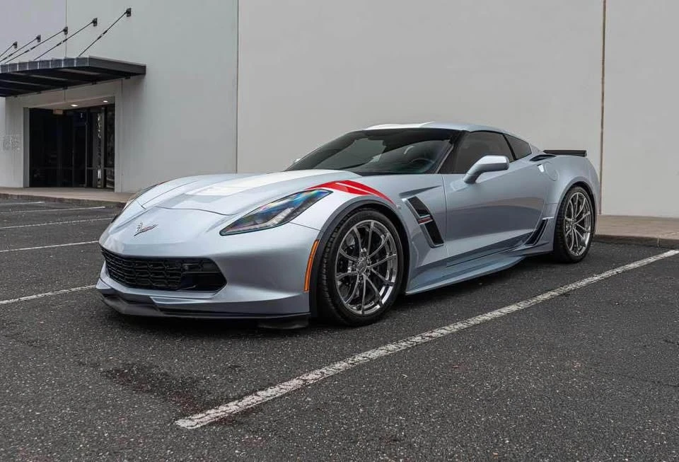 2017 Chevrolet Corvette C7 - Image 2 of 17