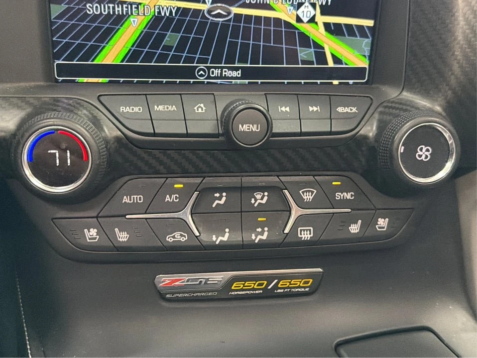 2017 Chevrolet Corvette C7 - Image 16 of 19