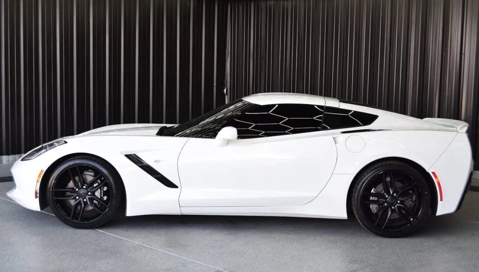 2017 Chevrolet Corvette C7 - Image 2 of 20