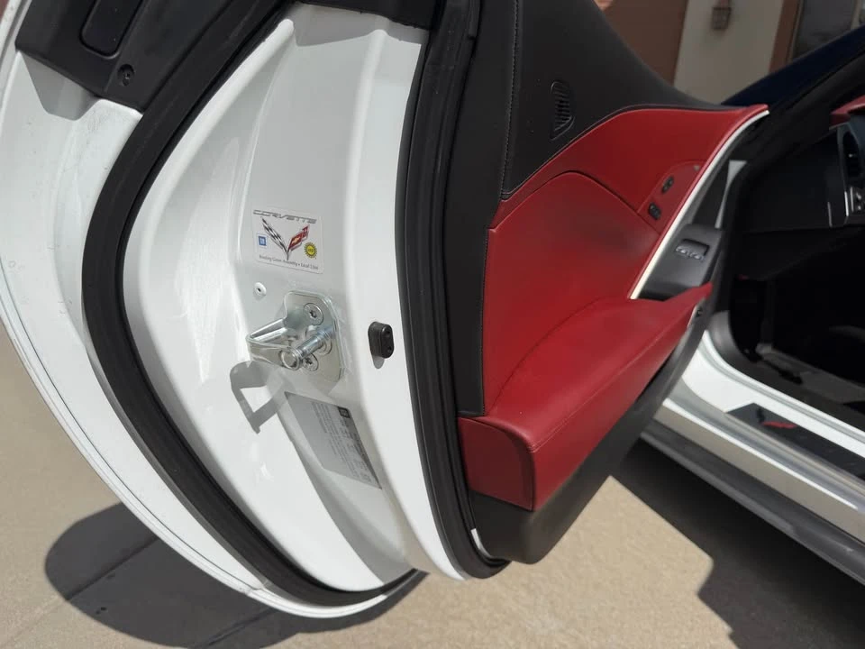 2017 Chevrolet Corvette C7 - Image 10 of 15