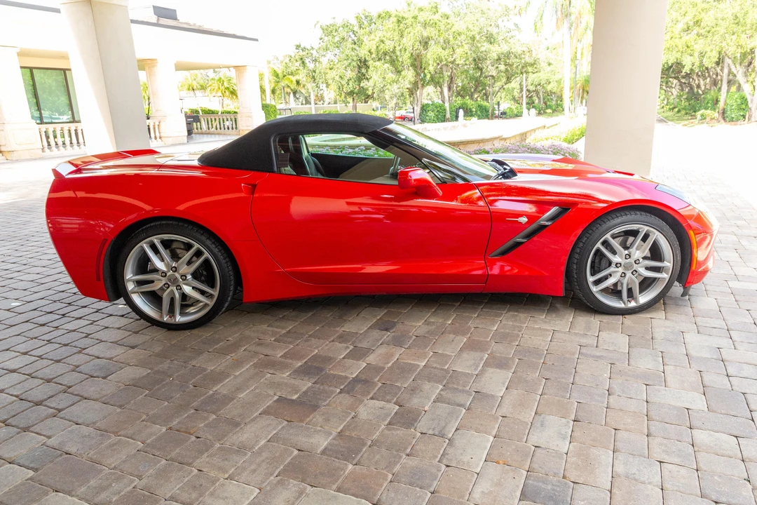 2017 Chevrolet Corvette C7 - Image 3 of 31