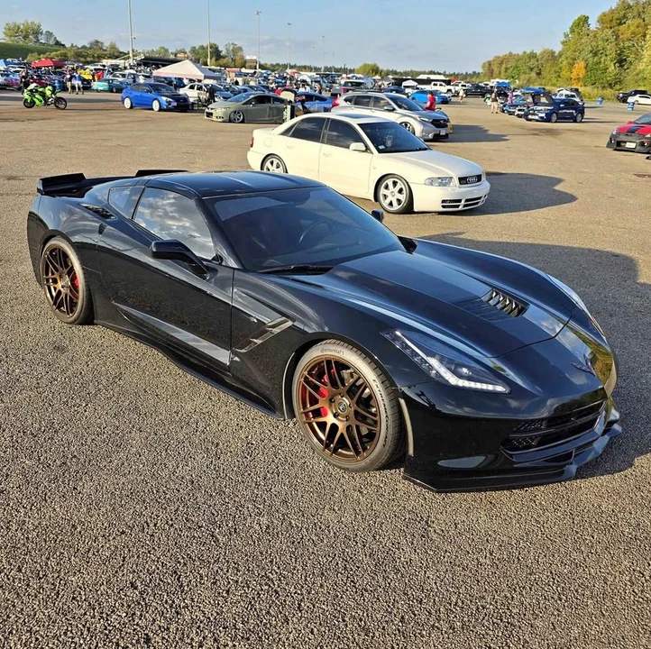 2017 Chevrolet Corvette C7 - Image 1 of 5