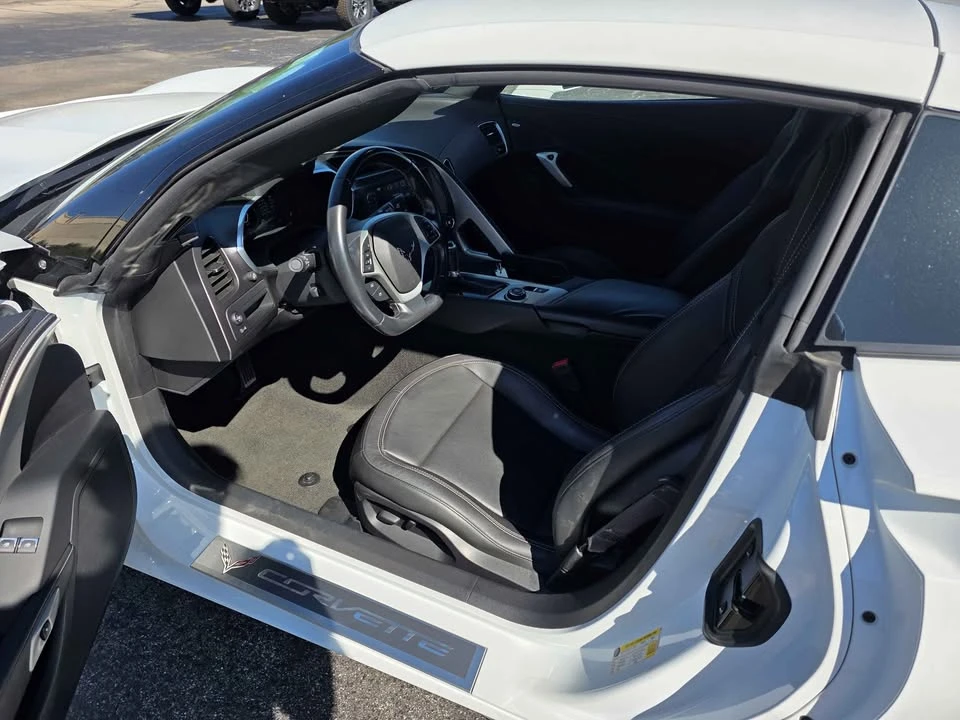 2017 Chevrolet Corvette C7 - Image 5 of 12
