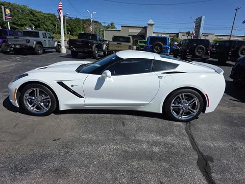 2017 Chevrolet Corvette C7 - Image 2 of 12